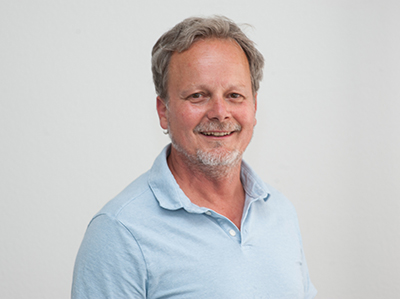 T. Schneider 